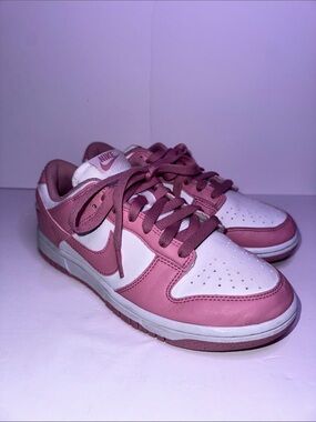 Nike Dunks, Pink and White Low-Top Sneakers with Mauve Laces, Women 7